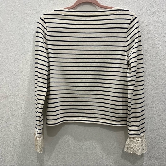 J Crew cropped navy striped blouse with eyelet ruffle trim on‎ sleeve XS - Picture 4 of 7